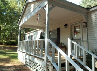 869 Wayne Massie Rd, Como, MS 38619