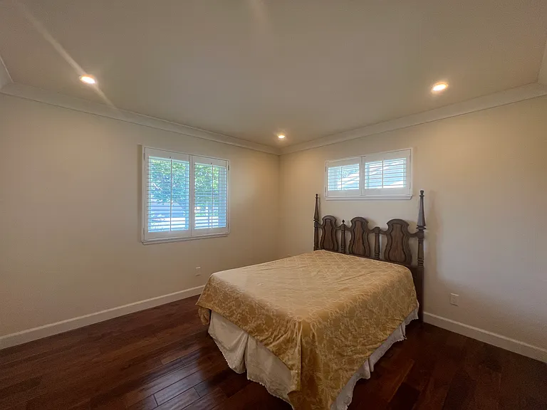 55 W Arthur Ave — Photo 42