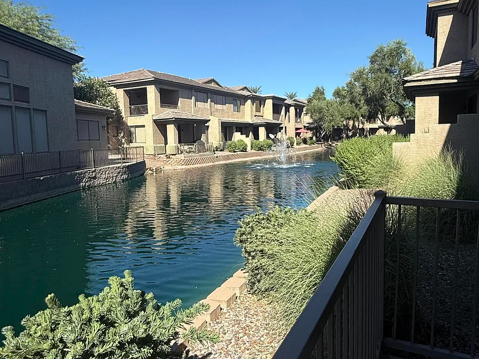 705 W Queen Creek Rd #1127