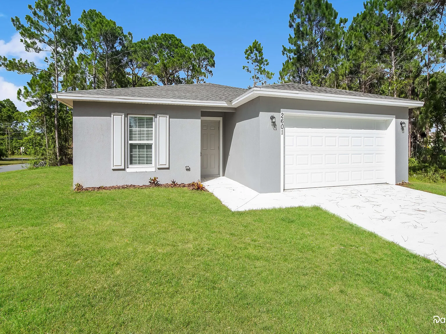 4 bed, 2.0 bath, 1833 sqft, $2,110 — Photo 2