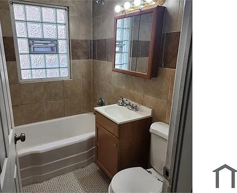 10534 S Walden Pkwy #1W — Photo 9