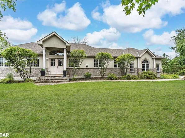 32 Basswood Cir #Oro, Oro Medonte, ON L0L 2L0