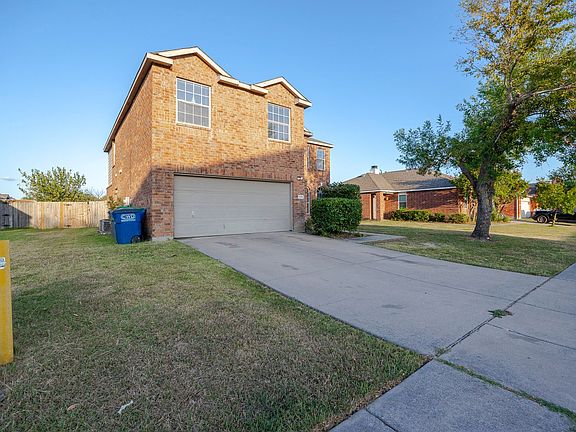 3rd image of 1305 Auburn Dr