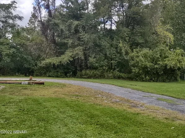 1872 Log Run Rd, Williamsport, PA 17701