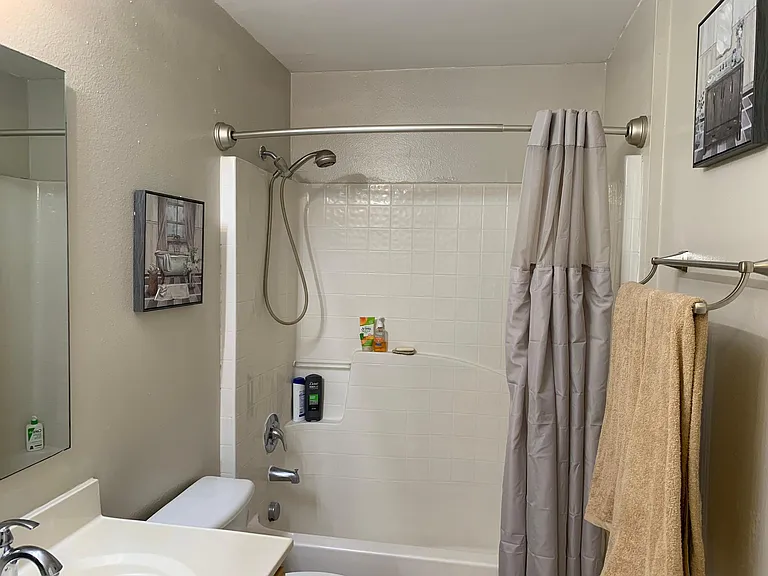 422 Fairfield Dr — Photo 8
