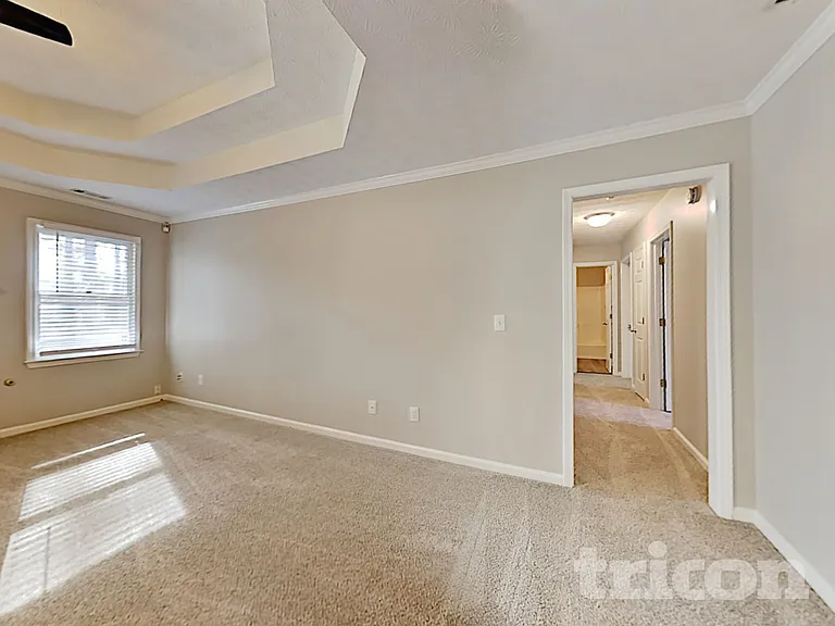 1911 Kevin Dr SE — Photo 4