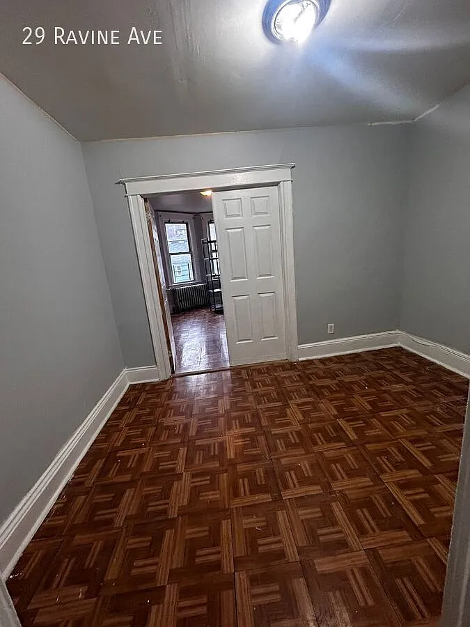 3 bed, $2,700 — Photo 3