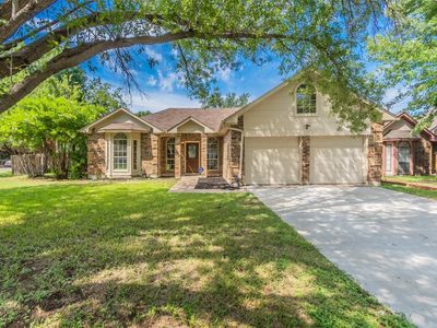 929 Meadowdale Rd, Arlington, TX, 76017