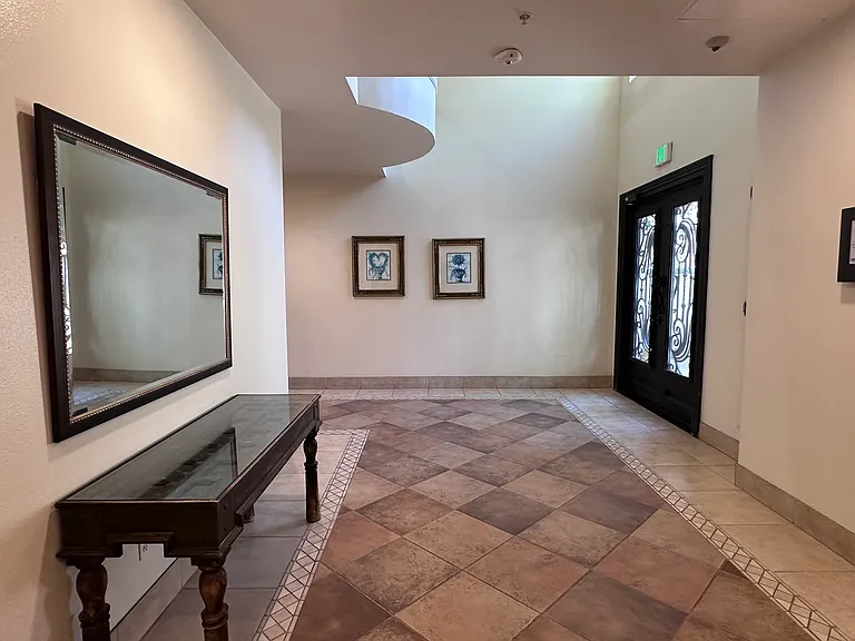 4601 Coldwater Canyon Ave #305 — Photo 5