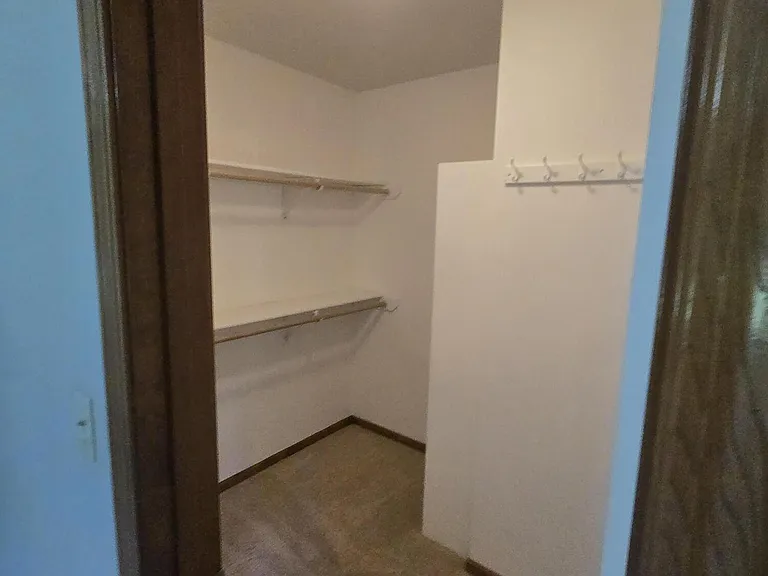 3700 Falmouth Dr — Photo 18