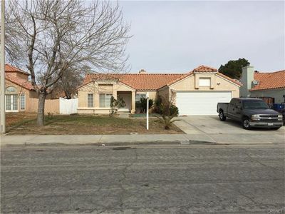 1543 Berkshire Dr, Palmdale, CA, 93551