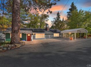 32765 Cougar Ln, Arrowbear Lake, CA 92382