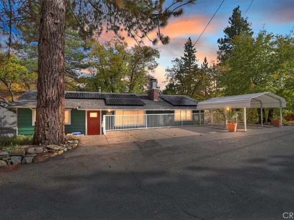 32765 Cougar Ln, Arrowbear Lake, CA 92382