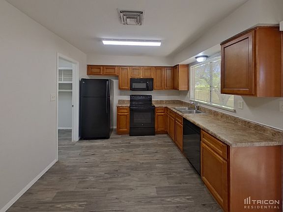 4th image of 2333 W Olla Ave