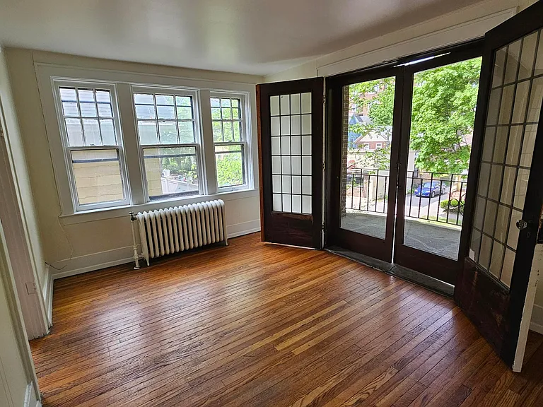 275 Park Ave #20 — Photo 4