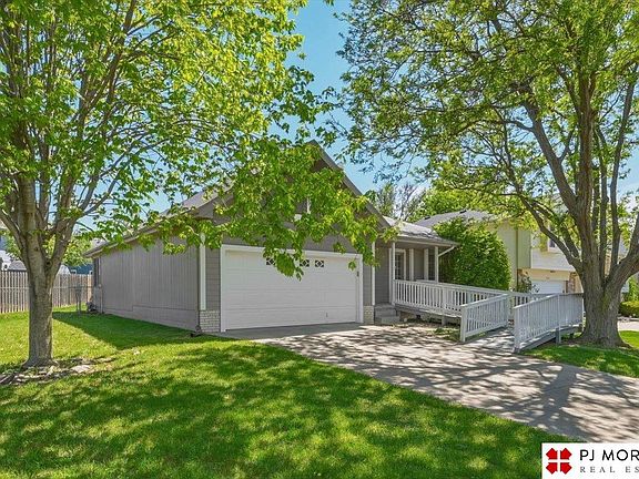 2nd image of 15507 Josephine St