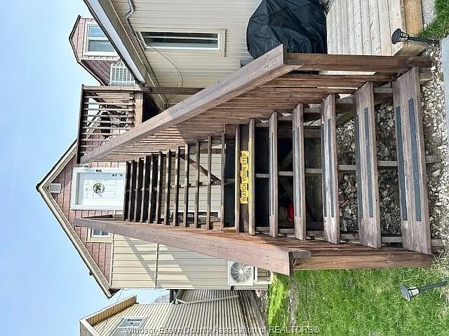 554 Notre Dame St #UPPER — Photo 14