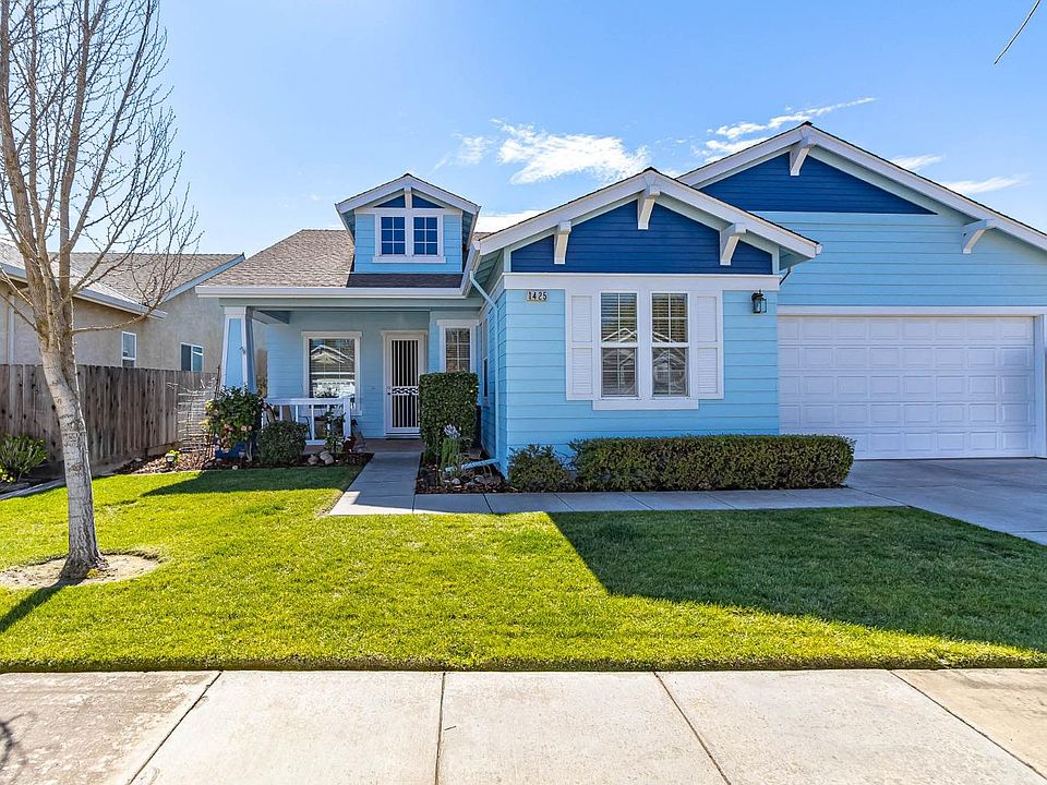 1st image of 1425 Leah Way