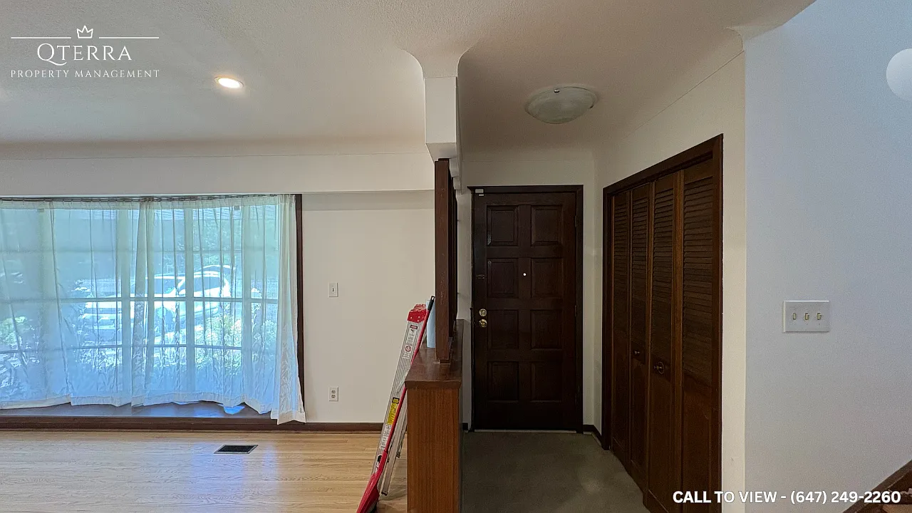 3 bed, 1300 sqft, $2,399 — Photo 3
