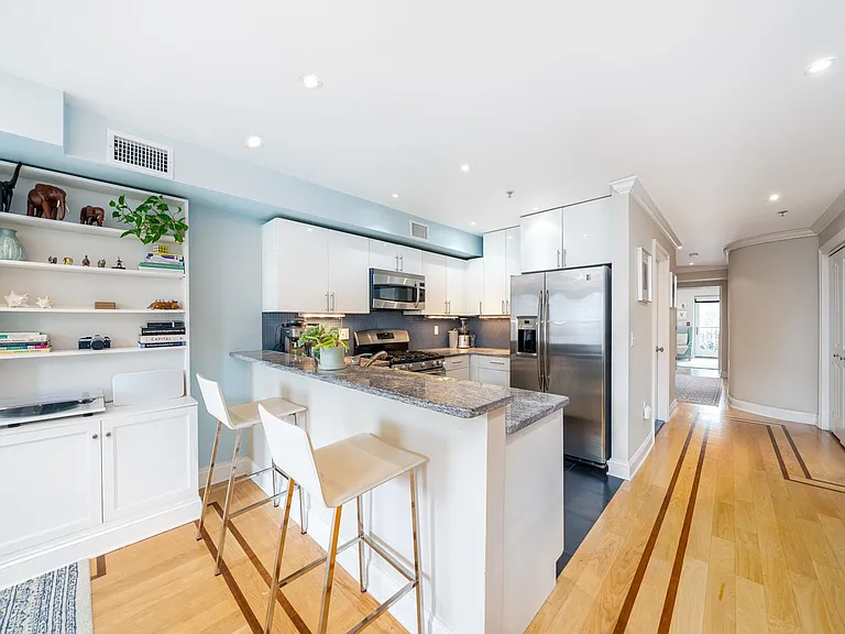 510 Park Ave #3 — Photo 11