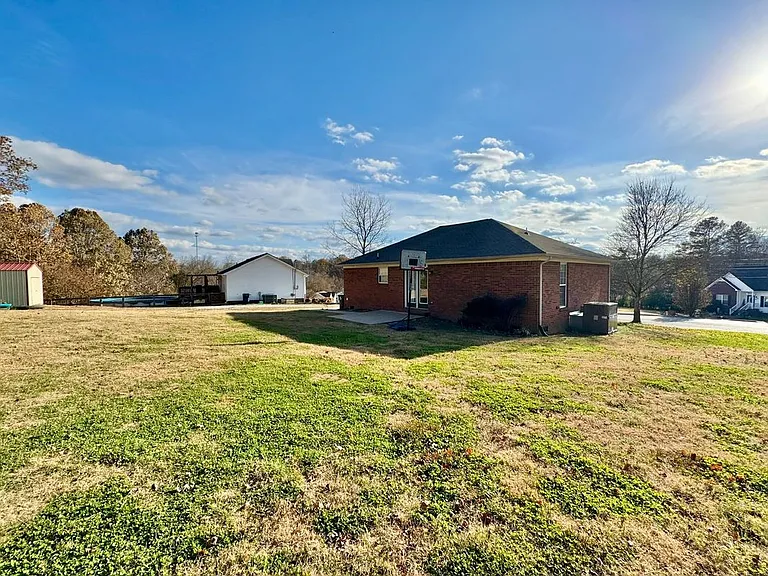 828 Mulberry Dr — Photo 27