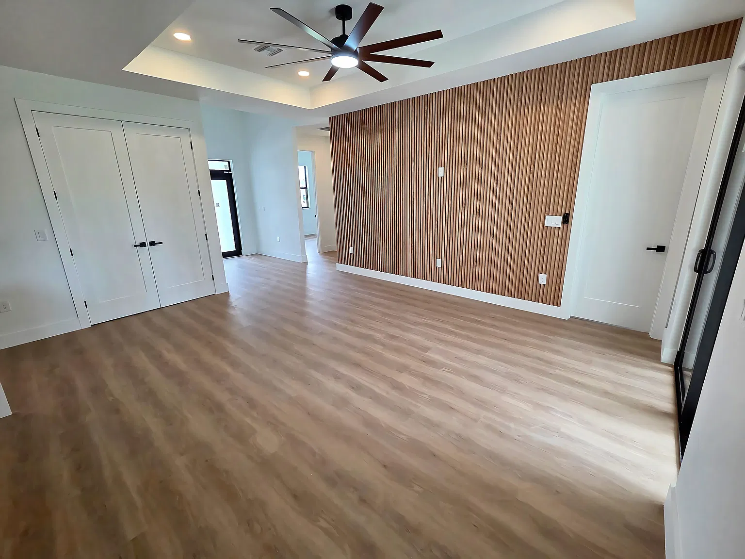 3 bed, 1650 sqft, $2,000 — Photo 2