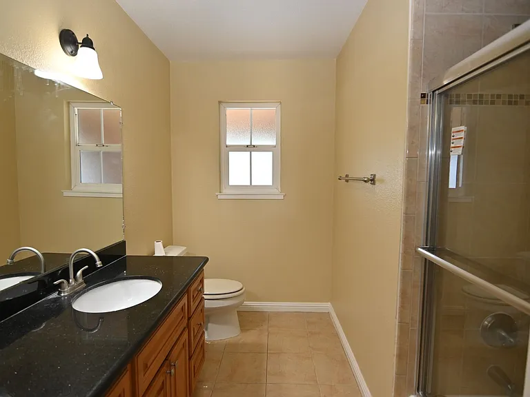 398 Roan St — Photo 22