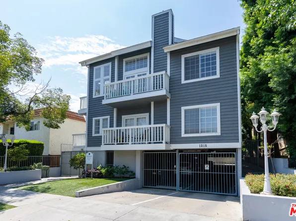 1315 S Carmelina Ave, Los Angeles, CA 90025