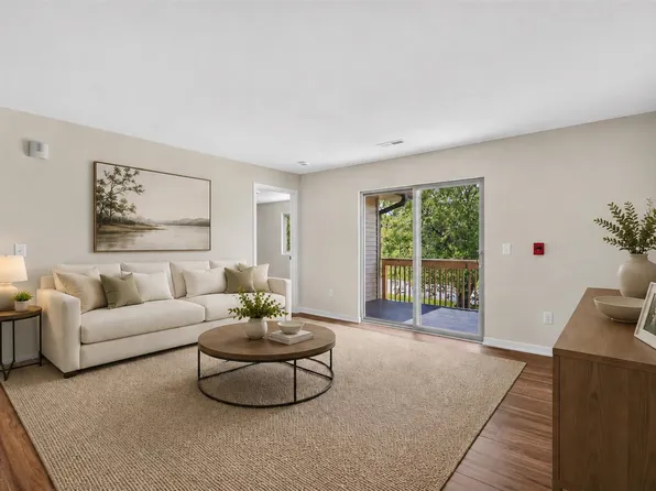 1011 S 2nd St Unit 3, Delavan, WI 53115
