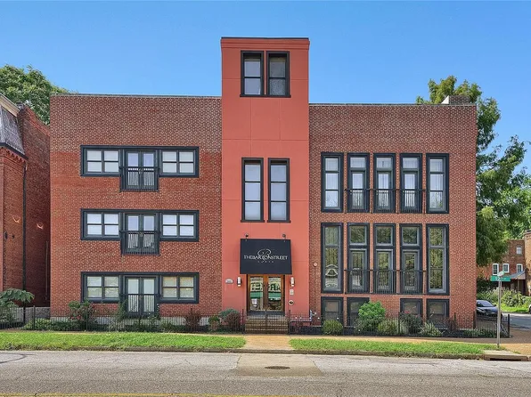 2401 S 12th St APT 204, Saint Louis, MO 63104