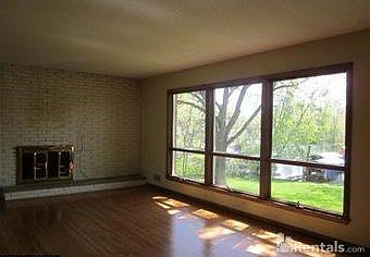 3rd image of 50 Willow Woods Dr
