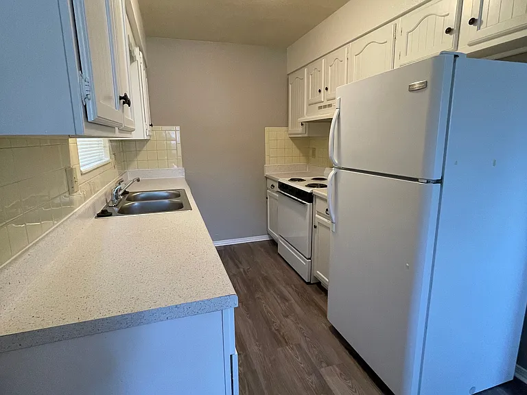 1212 Montgomery St #C — Photo 5