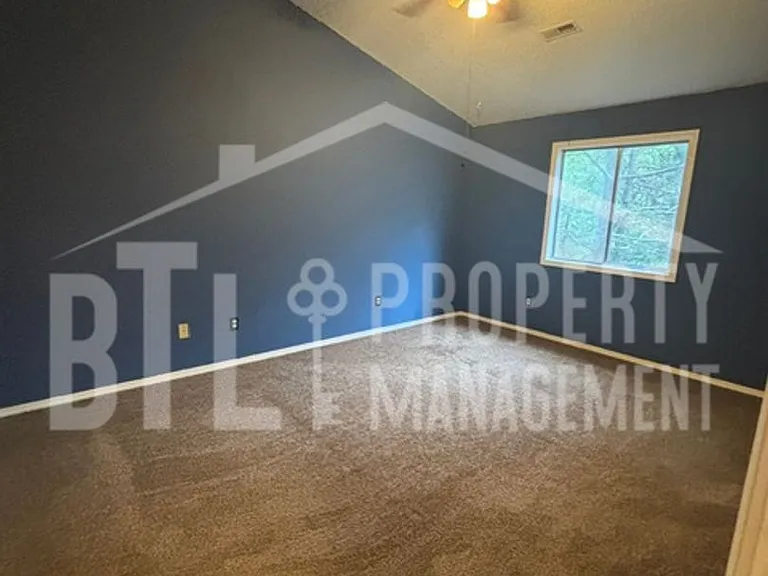 513 Lakewood Rd — Photo 20