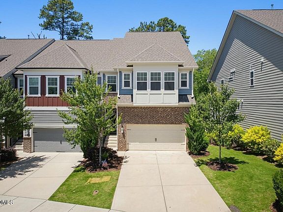 2nd image of 641 Newlyn Dr