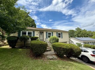 34 1st St, Worcester, MA 01602