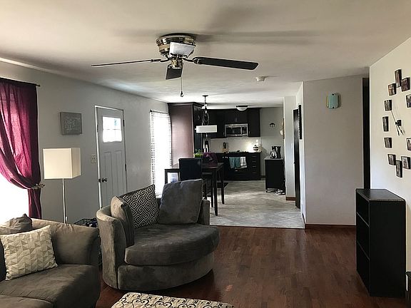2nd image of 1416 Margaret St