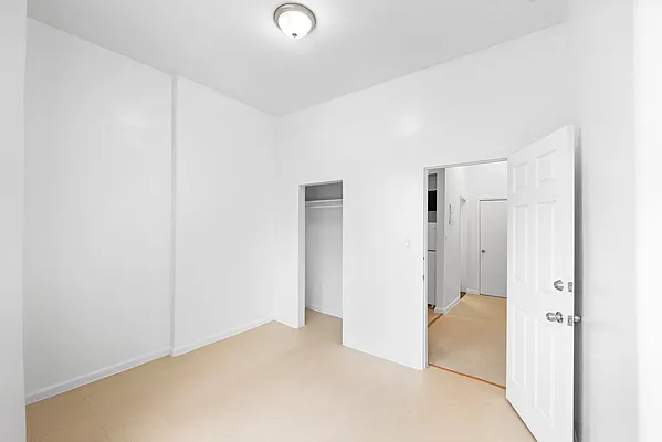 Rented by Living New York | media 16