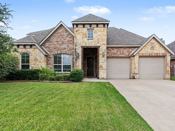 233 Hawks Ridge Trl, Burleson, TX 76028