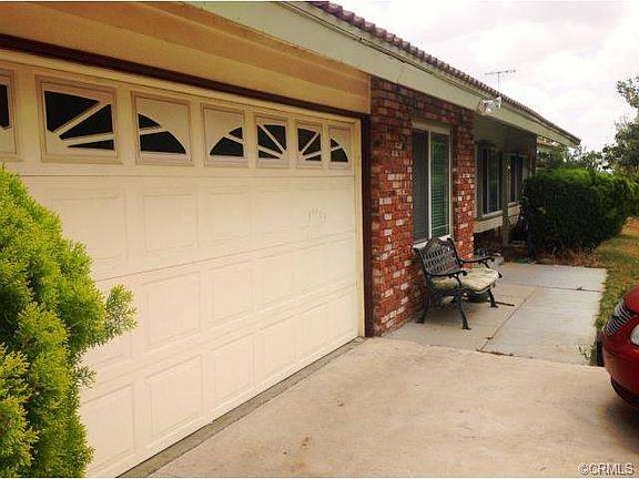 2nd image of 6327 Vineyard Ave