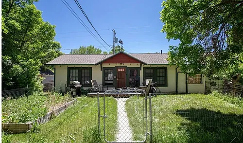 506 West Babcock Photo 1