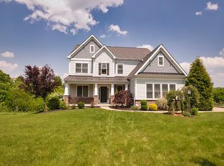 430 Longleaf Dr, Venetia, PA 15367