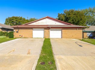 400 Gardenview St, Denton, TX 76207