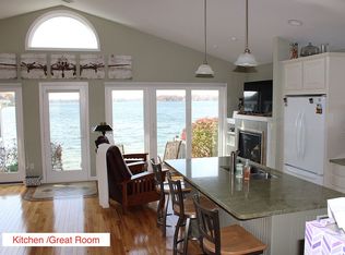 8878 392nd Ave, Genoa City, WI 53128