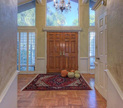 735 W Las Palmaritas Dr-large-005-4-Foye