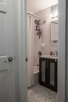 Sold by Sphere RE | media 11