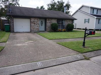 104 Riverview Dr, Saint Rose, LA, 70087