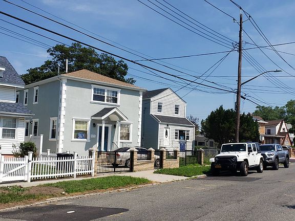 2nd image of 18719 Williamson Ave