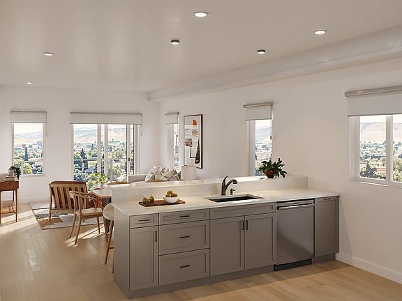 2nd image of 201 Yale Blvd SE #103