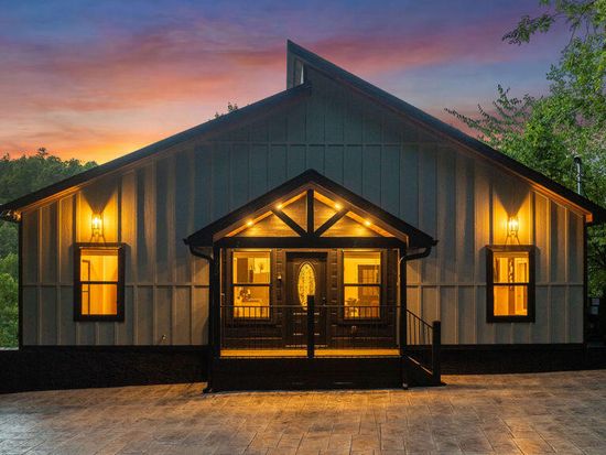 972 Stans Rd, Gatlinburg, TN 37738