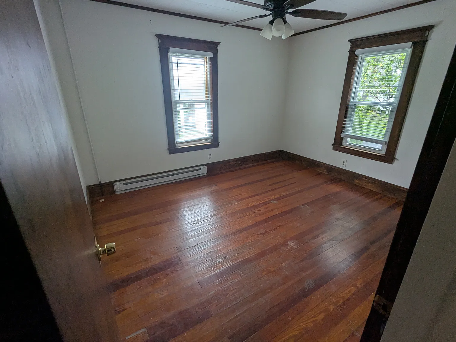 2 bed, 1300 sqft, $1,600 — Photo 4